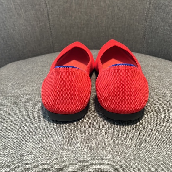 Rothy’s The Point Flame Red Orange Vibrant Bright Solid Color Flats - Picture 4 of 8
